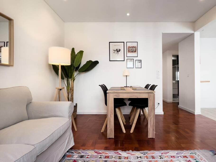 Olaias Lisbon 2 Bed Near Metro 2 Apartment Bagian luar foto