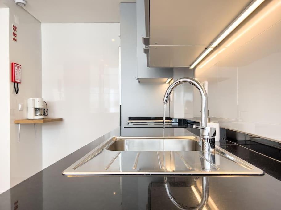 Olaias Lisbon 2 Bed Near Metro 2 Apartment Bagian luar foto